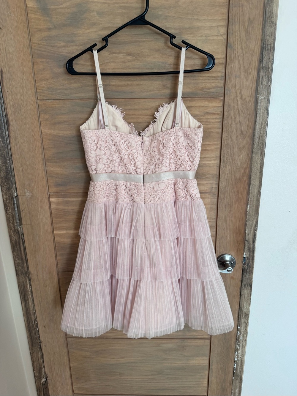 BCBG Blush Pink Lace Tiered Tulle Cocktail Dress Size 6 - Picture 3 of 10